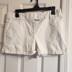 LOFT Cream Shorts Size 6